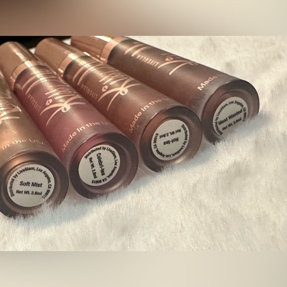 Live Glam Kiss Me - Picture 3 of 3